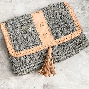 Vivacqua Raffia + Leather Clutch in Gray & Natural